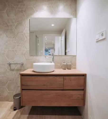 Nuevo Y Moderno Loft En Amistat
